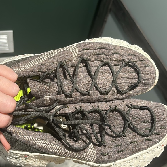 Mesh Nike sneaker - Picture 5 of 6